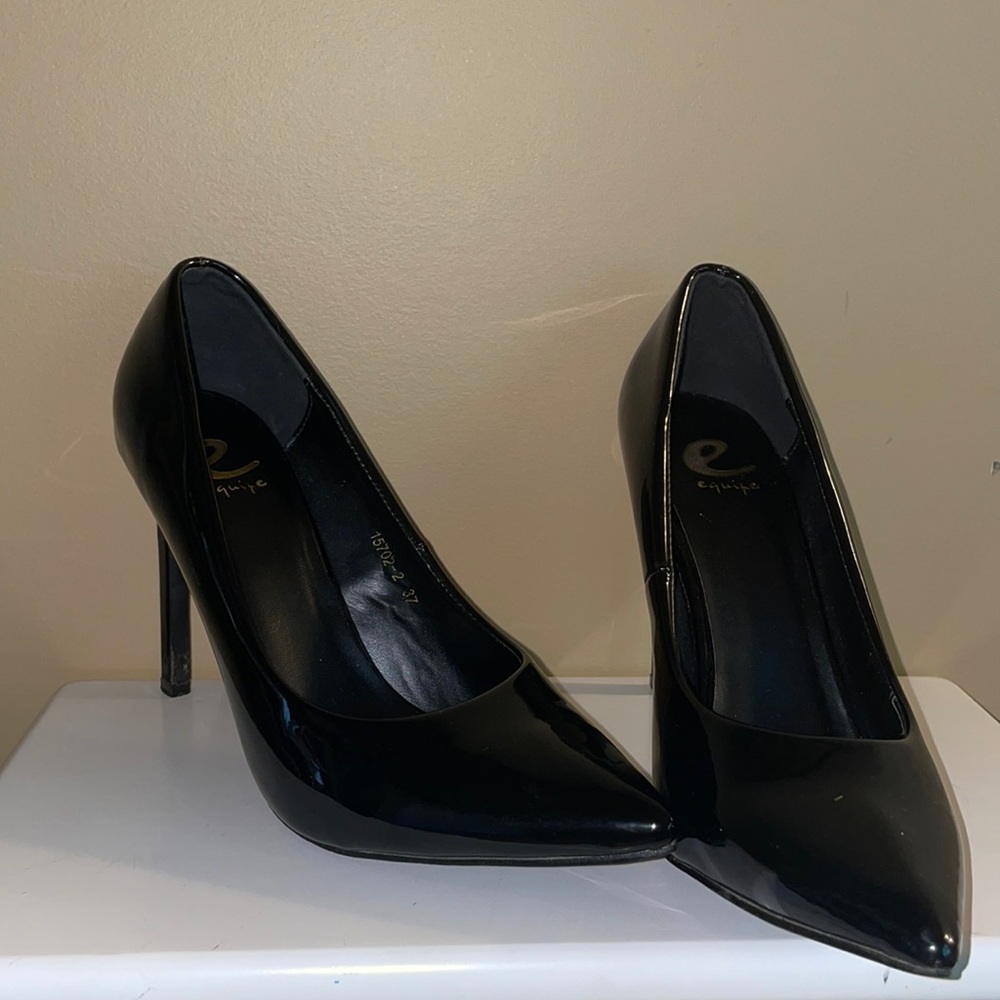 Black heels